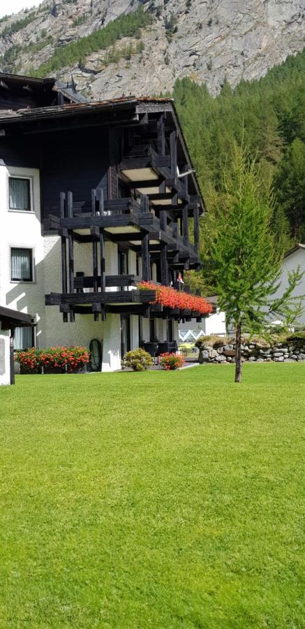Apartament Aristella Saas-Almagell Zewnętrze zdjęcie